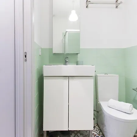 Cosy Avenida By Homing Appartamento Lisbona