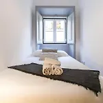 Cosy Avenida By Homing Апартаменти *